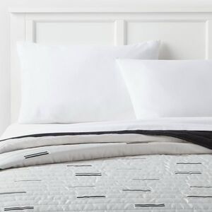 Twin XL Satin Quilt White & Black - Room Essentials™ Midweight Coverlet NEW